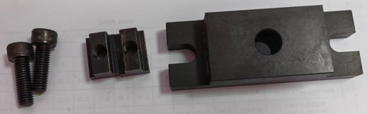 Нижнее основание (держатель нижнего инструмента/матриц) для S-M3, S-M4, FH-M3 + пуансон